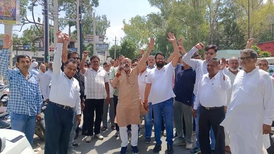 The trade board protested against blackmailing of a businessman