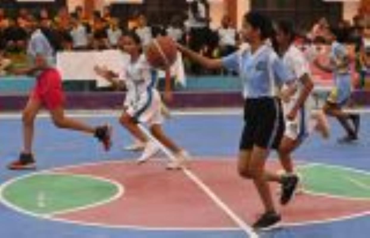 Banaras and Gorakhpur won matches in sub junior state level girls basketball