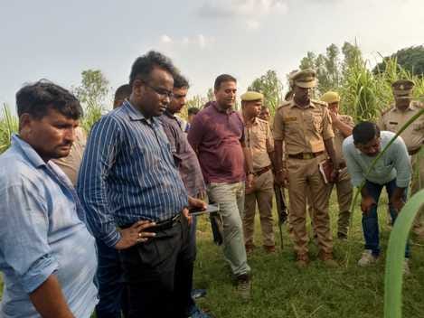 15 forest officers and 200 forest workers are engaged in searching for the leopard
