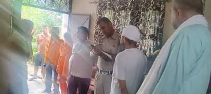 Cash and jewelry stolen from a rented house in Bani
