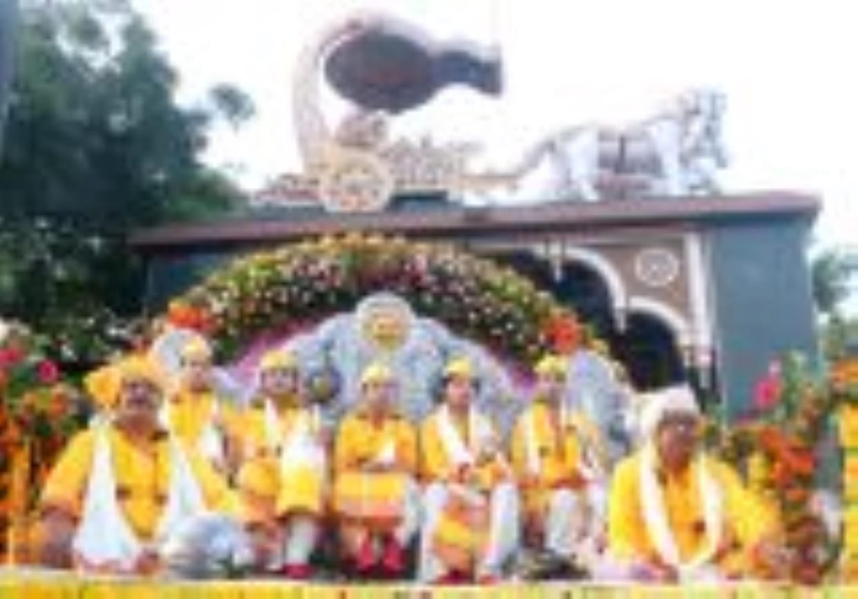 All four brothers came out with pride, tableaux spread amazing charm