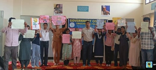 Students gave the message of cleanliness by making posters
