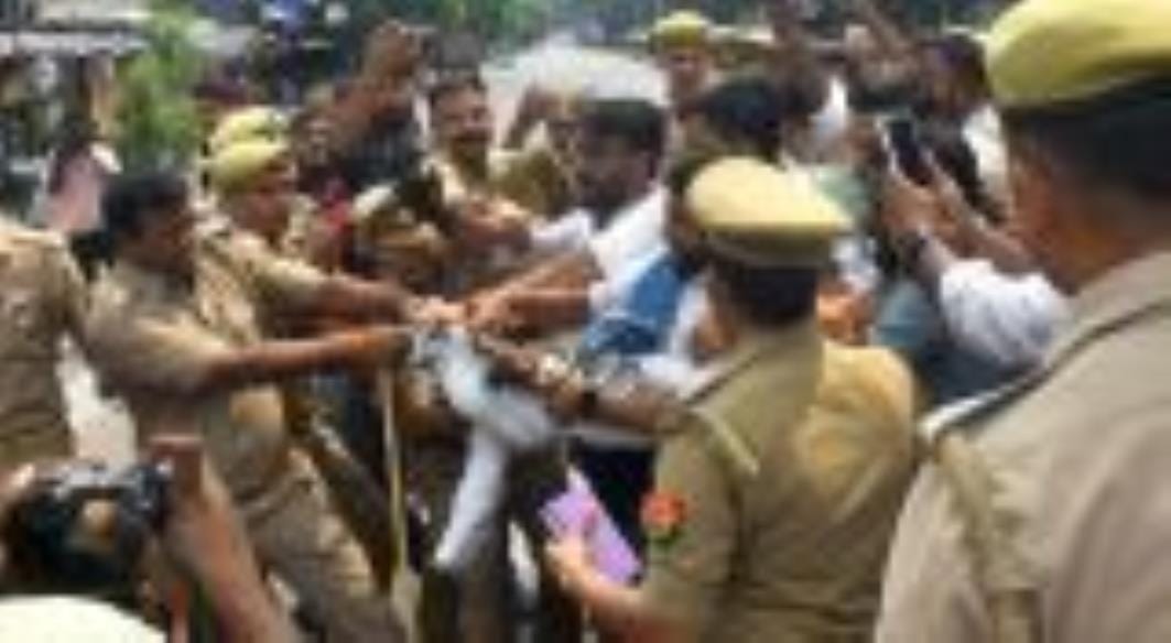 Protested by blackening the effigy of BCCI, police took them into custody