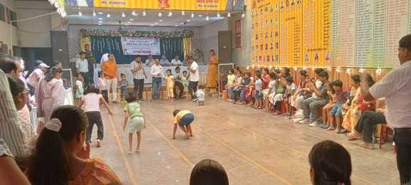 Anant Aggarwal got first place in Frog Race