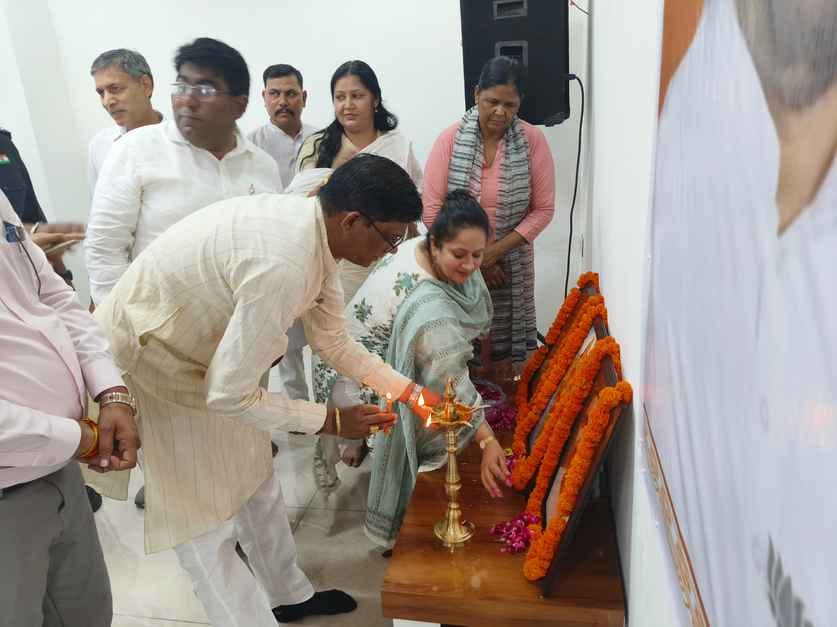 Congressmen should come into the field with a precise agenda and not talk nonsense: Health Minister