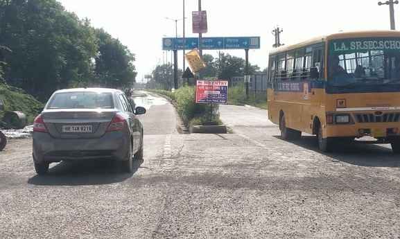 The road from Jhajjar to Bahadurgarh which was closed for many days is open