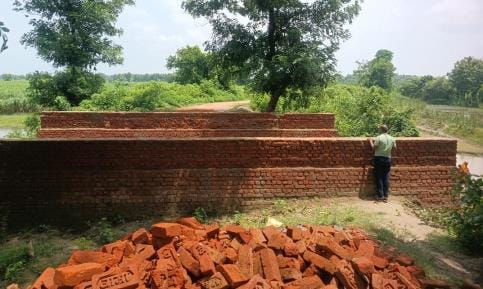 40 thousand people are troubled due to incomplete bridge