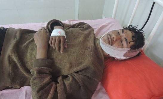 Siddharthnagar News : Under the pretext of language, the mob called him a thief and beat him up