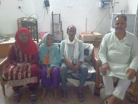71-year-old Suntiya met her family after three months