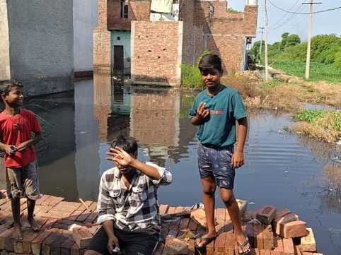 The water level of Mungeshpur drain is decreasing, the situation of Chhotu Ram Nagar is getting worse