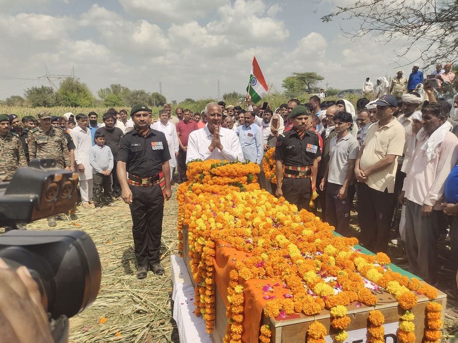 Subedar Krishna Kumar Rathi was given a tearful farewell
