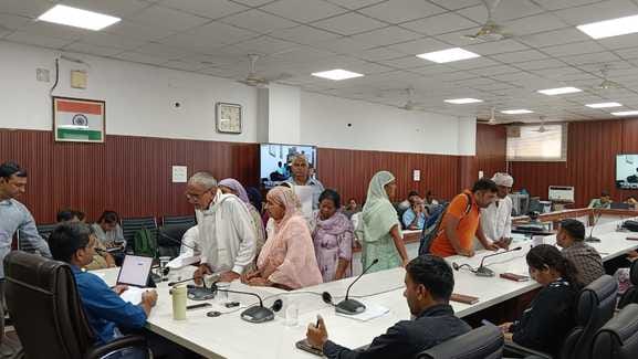 15 complaints of CRID and other departments were heard in the camp