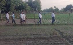 Forest workers and villagers patrolled on the information of leopard