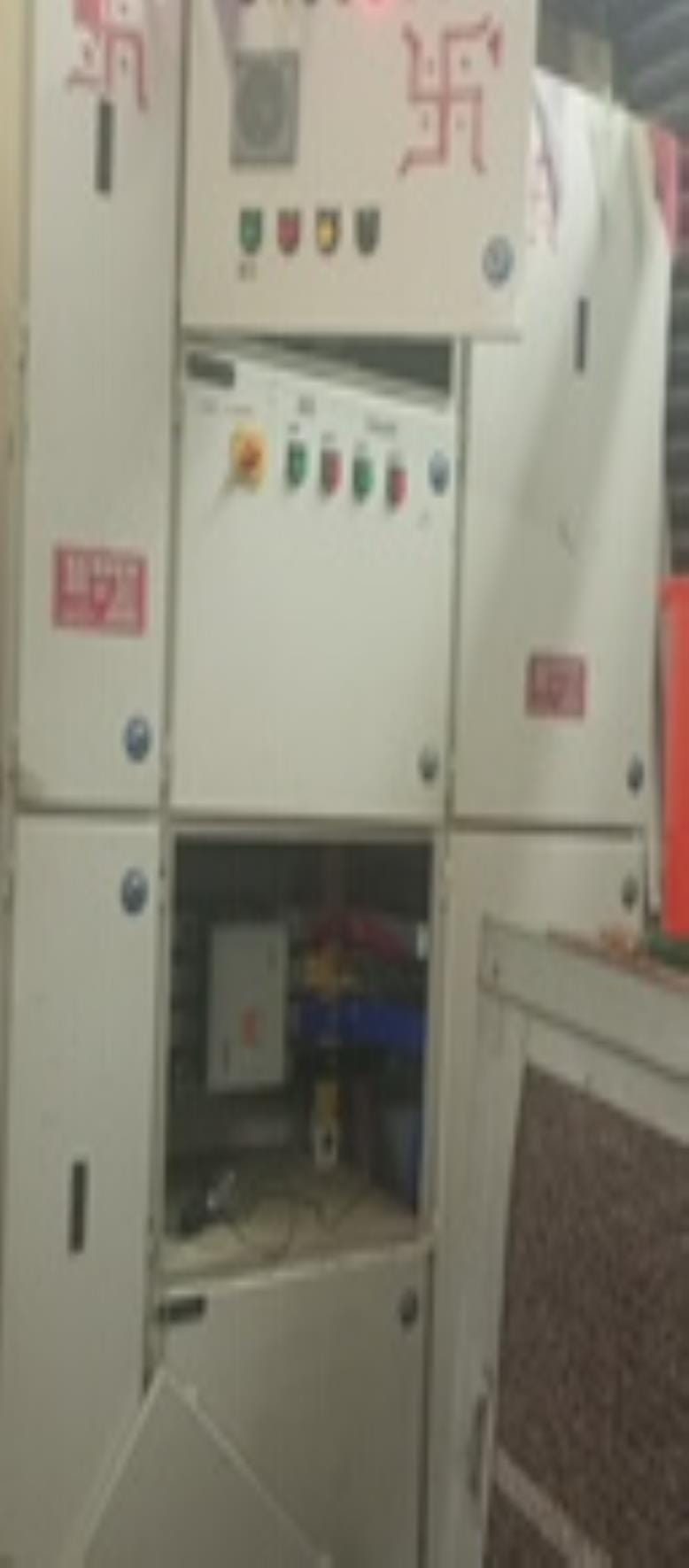 Panel damaged, oxygen supply from cylinder