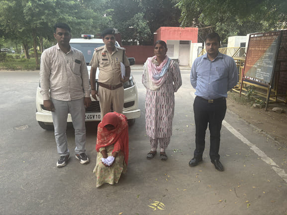 30 grams of heroin recovered from a woman, she got it from a person in the same village