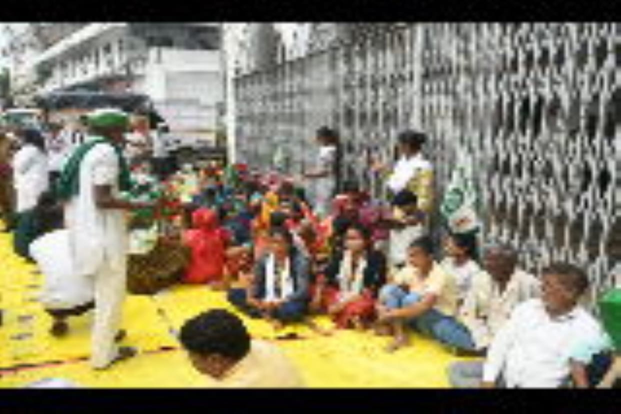 Farmers are on the road demanding release of buffaloes