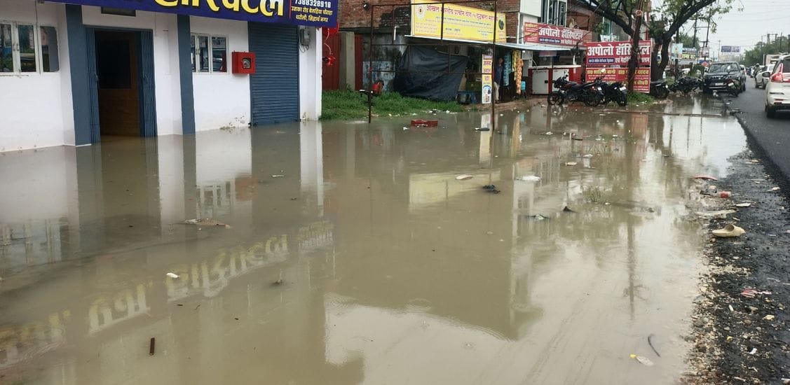 Siddharthnagar News : The crisis increased due to lack of arrangements for drainage