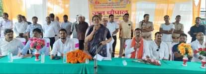 State Minister of Rural Engineering Department heard the problems of the people in Jan Chaupal