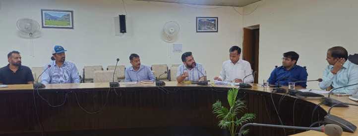 It is mandatory to obtain the approval of the committee for conducting paragliding activities.