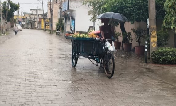 Chances of rain for two days, Yamuna water level rises