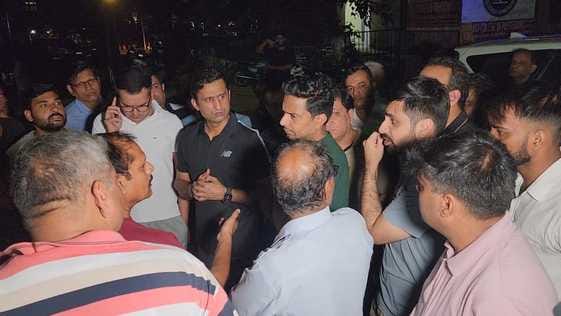 Advocates got angry when their chamber was broken