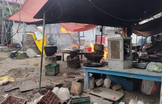 Fire broke out in mobile tower and sweet house