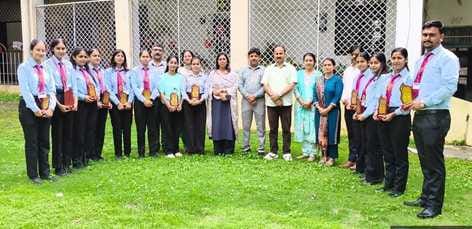 12 students included in merit in Una College