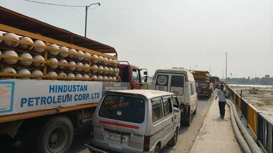 The ambulance did not reach the patient even after being stuck in the traffic jam for seven hours