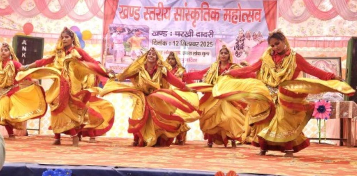 in solo dance charkhi dadri pmshri school first in solo dance