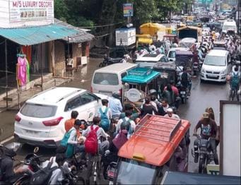 There was a jam on the highway for two hours, passengers were troubled