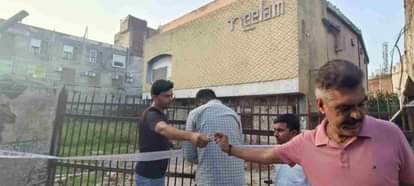 Municipal Corporation seals Neelam Cinema building for not paying property tax of Rs 25 lakh