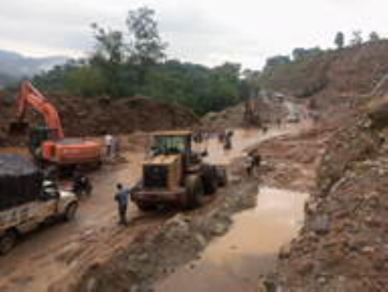 Traffic remained halted on NH for four hours