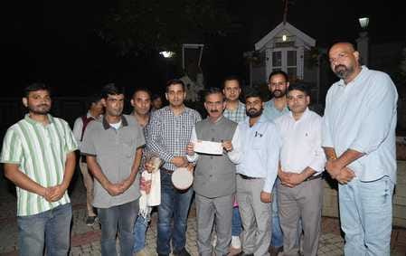 Male health workers donated Rs 70,000 to CM Relief