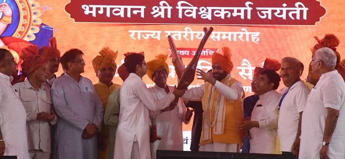 The public has understood the intentions of those who have been bitten by the power bug: Jangra