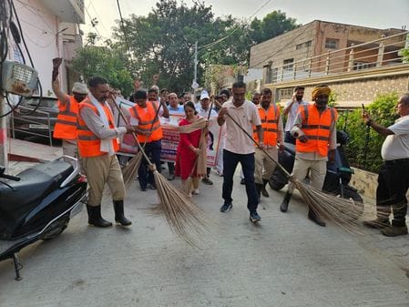 75 teams launched a cleanliness drive on PM Modi's birthday.