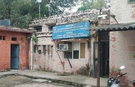Making rounds to resolve electricity complaints