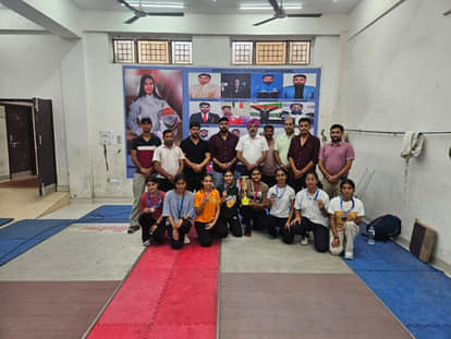 Trikuta Degree College dominates in the fencing saber competition