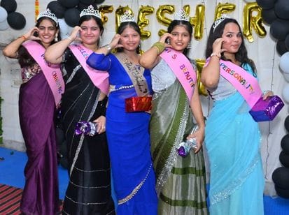 Parul, Nancy and Somwati were crowned Miss Fresher.