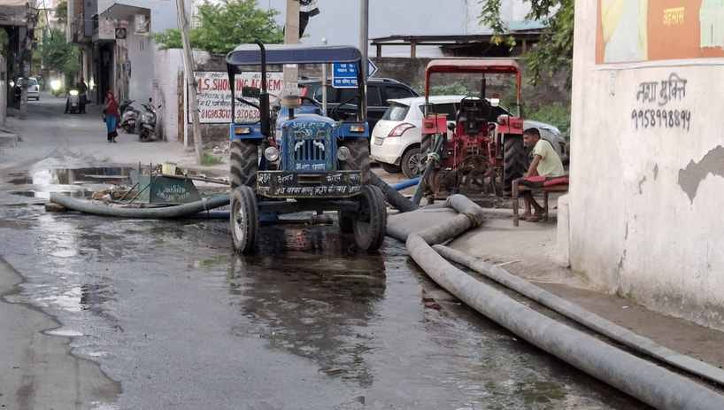The water from the colonies is draining out rapidly, now relief is available