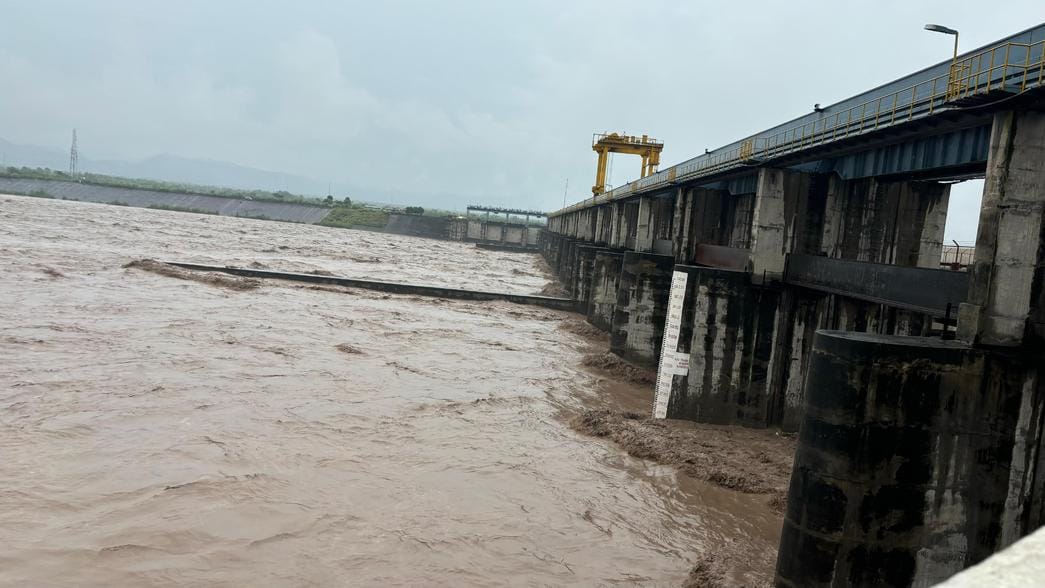 Yamuna river water level rises due to rain in catchment area