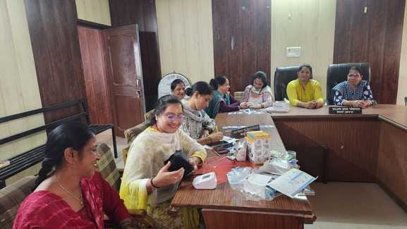 Health check-up of 62 people was done in Kala Amb.