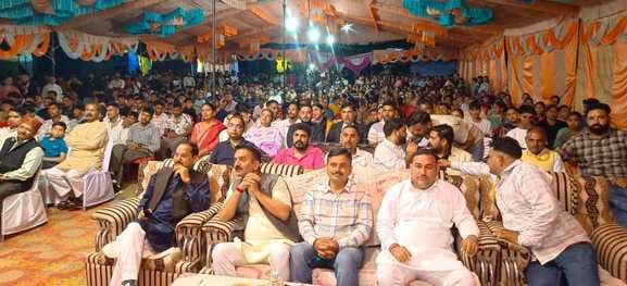 song Pehle Lalkare Naal the audience danced to the song