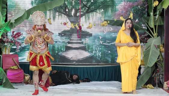 The audience became emotional after watching the Ashok Vatika Ramlila performance.