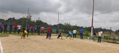 24 cricket players participated in the evaluation and showcased their talent.