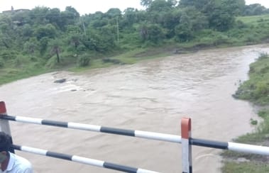Ratlam News college student did not fall into river she had left with her lover rumors were spread