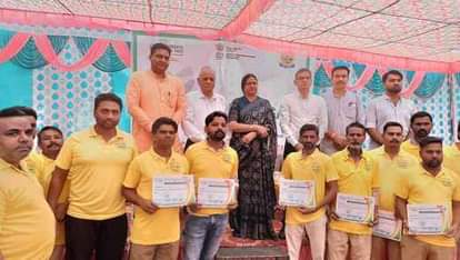 10,000 trees will be planted in the city and every ward will be cleaned of filth.