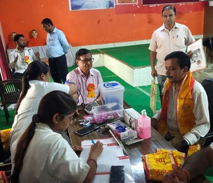 Health camp organized on Prime Minister's birthday, blood donation done