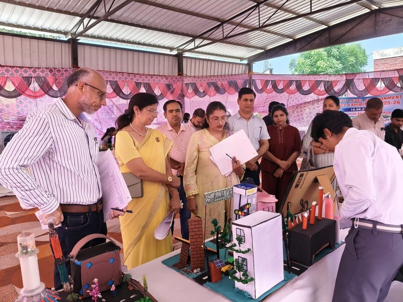 Deepak of Government School Gudiyakheda's pH controlling robot model came first.