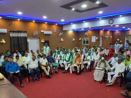 Issues of fertilizer, seeds and irrigation were raised on Kisan Diwas.