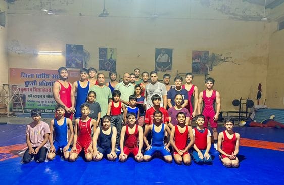 Vaishnavi won bronze medal in wrestling